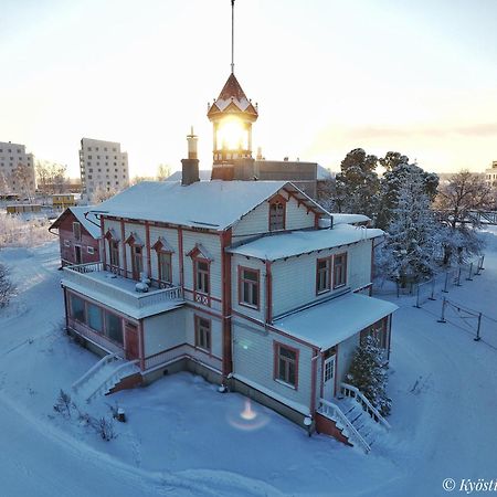 Hostel Cafe Huvila Оулу Екстериор снимка