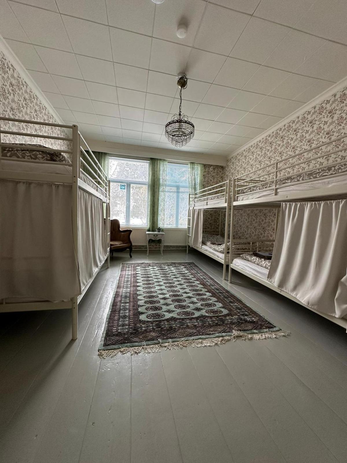Hostel Cafe Huvila Оулу Екстериор снимка