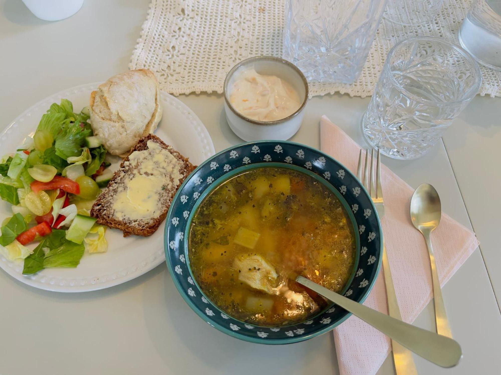 Hostel Cafe Huvila Оулу Екстериор снимка