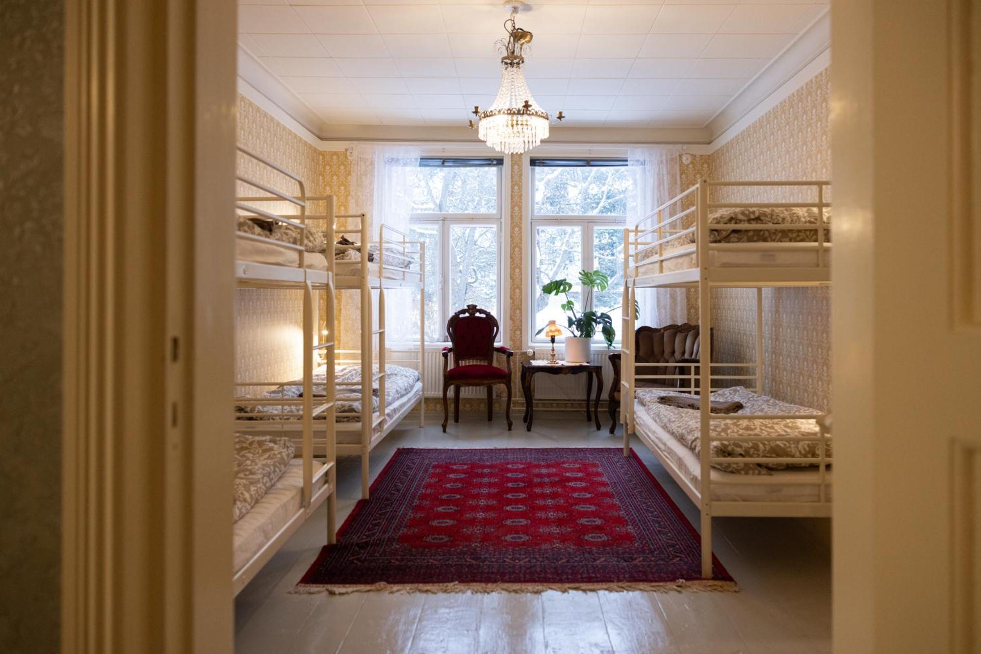 Hostel Cafe Huvila Оулу Екстериор снимка
