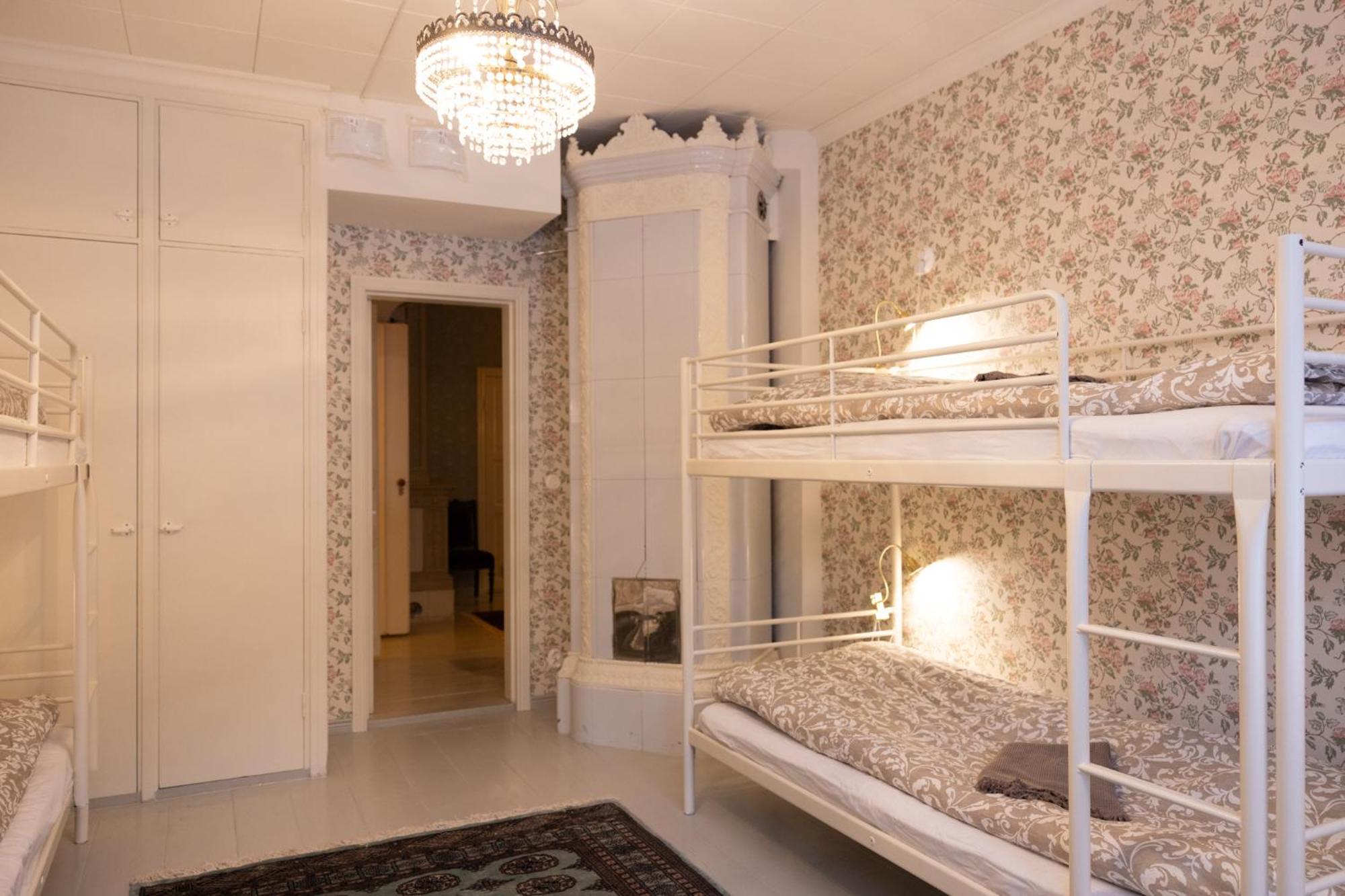 Hostel Cafe Huvila Оулу Екстериор снимка
